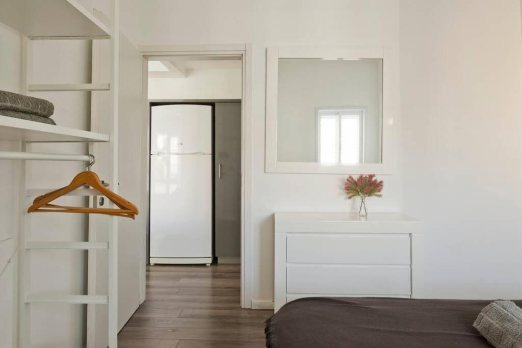 Big Apartment Next To Gordon Beach Plus Free Parking Tel Aviv Buitenkant foto
